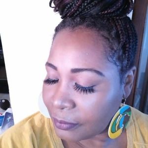 Magnetic lashes and liner combo